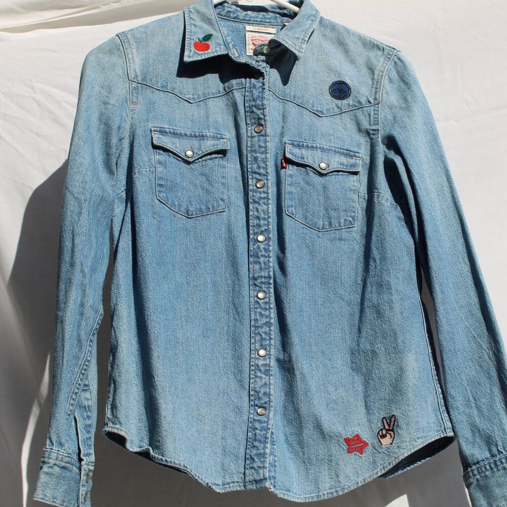 Levi Strauss Jean Shirt with Embroidery Size S - Picture 2 of 8